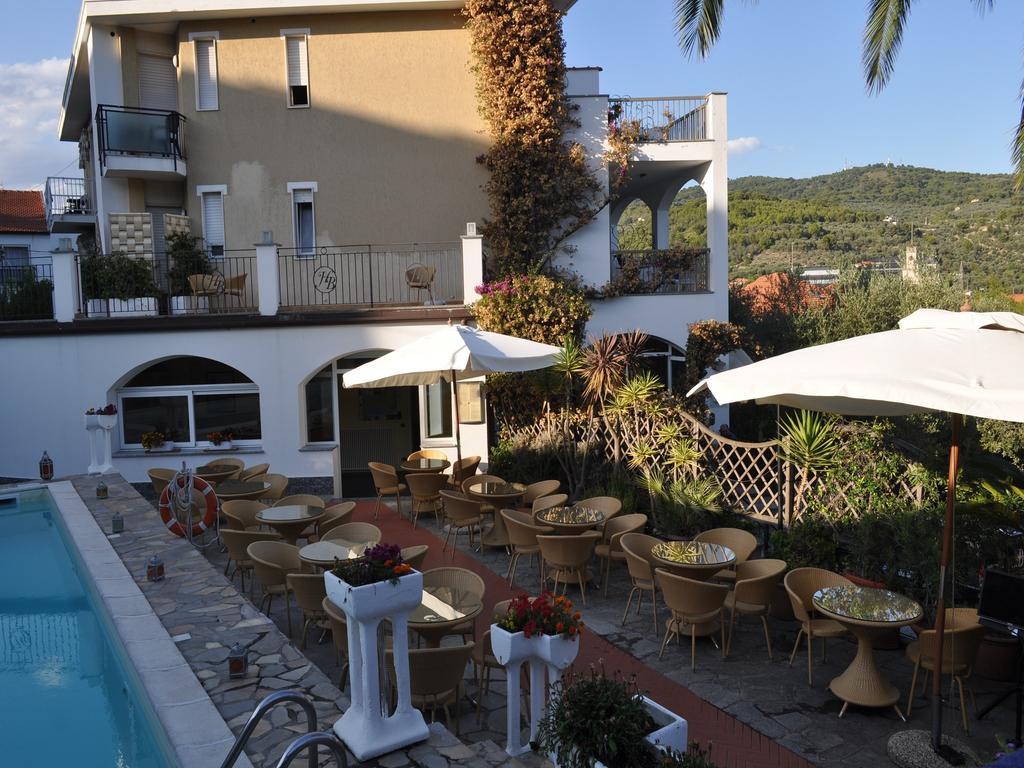 Hotel Bellavista 산토바르톨로메오알마레 외부 사진